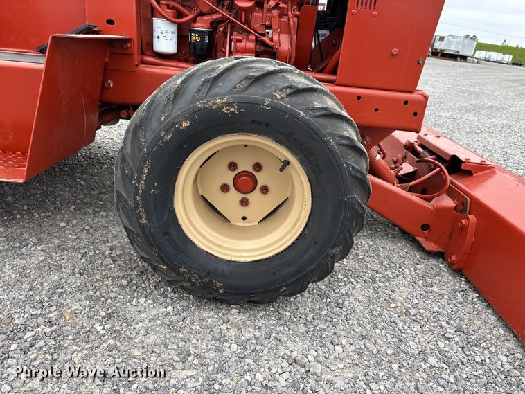 image for item DV4367 1992 Ditch Witch 3500 trencher