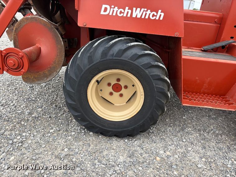 image for item DV4367 1992 Ditch Witch 3500 trencher