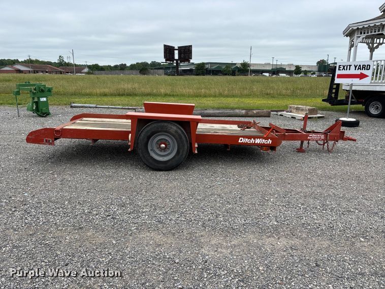 image for item DV4367 1992 Ditch Witch 3500 trencher