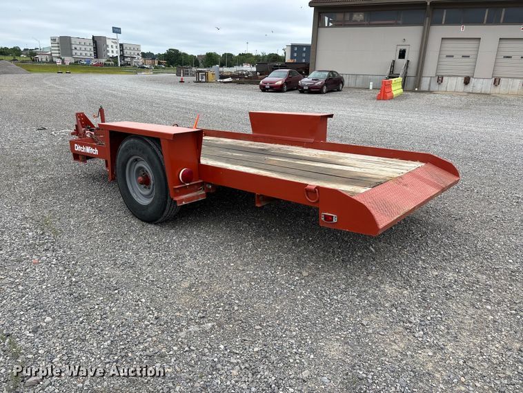 image for item DV4367 1992 Ditch Witch 3500 trencher