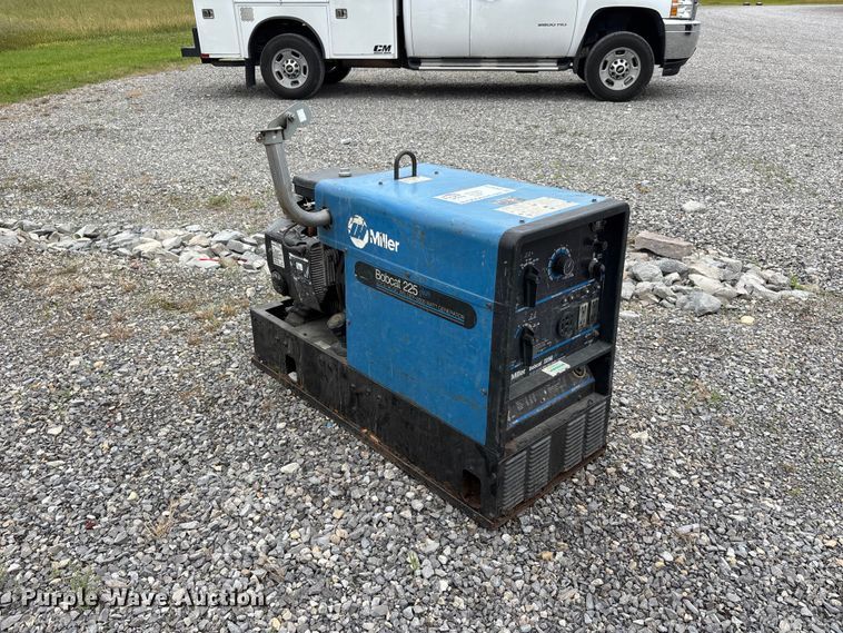 image for item DV4370 Miller Bobcat 225 welder/generator