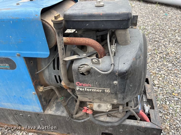 image for item DV4370 Miller Bobcat 225 welder/generator