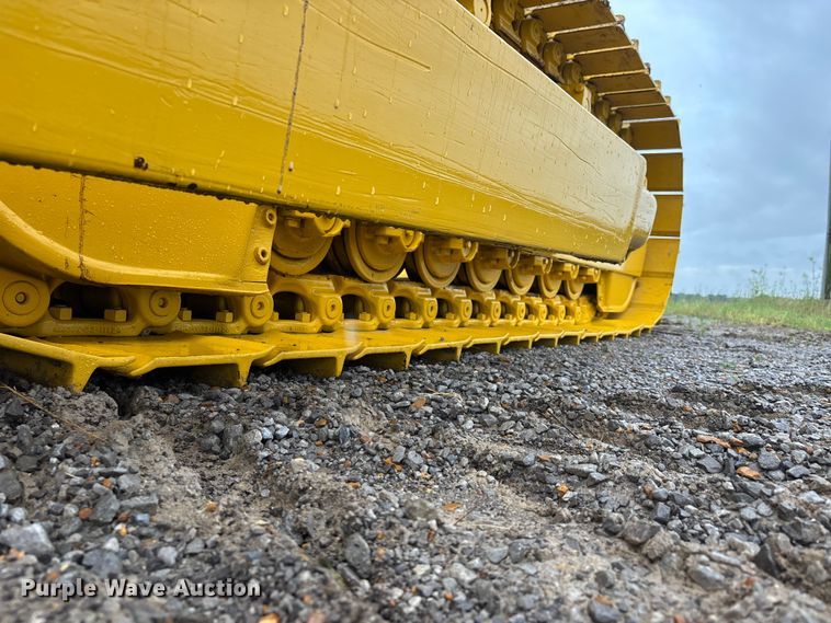 image for item DV4379 1984 Komatsu D65E-8 dozer