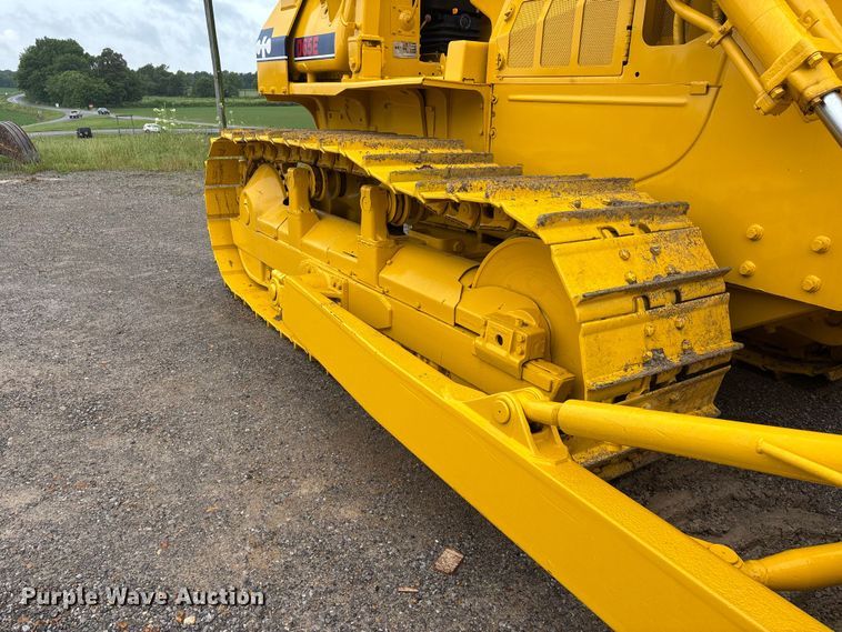 image for item DV4379 1984 Komatsu D65E-8 dozer