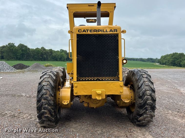 image for item DV4380 1975 Caterpillar 12G motor grader
