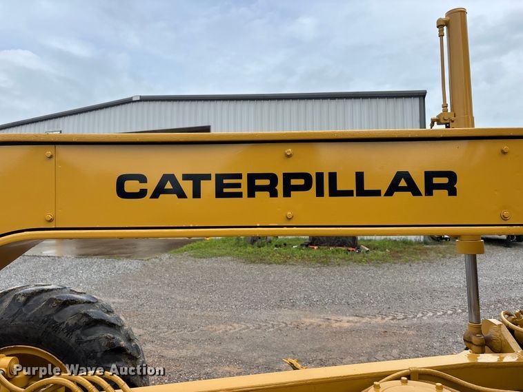 image for item DV4380 1975 Caterpillar 12G motor grader