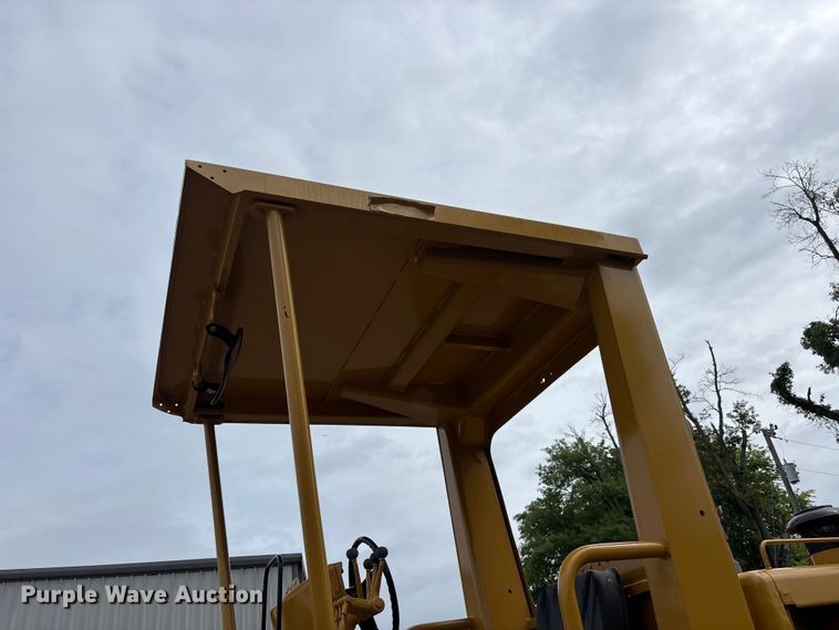 image for item DV4380 1975 Caterpillar 12G motor grader