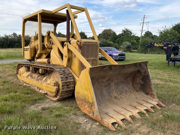 image for item DV4381 Caterpillar 977 track loader