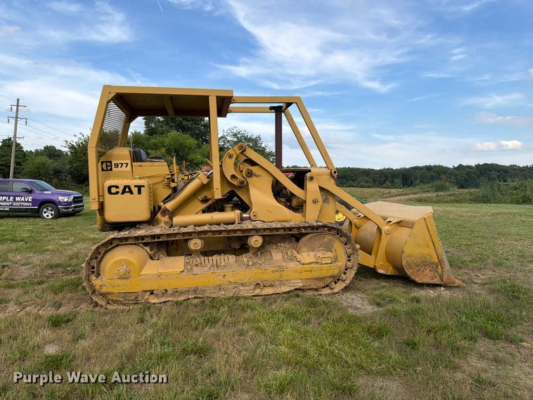 image for item DV4381 Caterpillar 977 track loader
