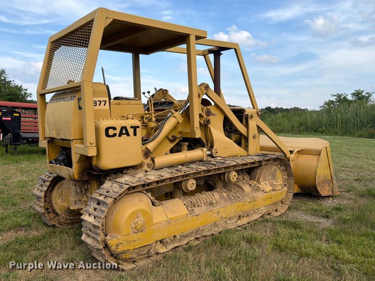 image for item DV4381 Caterpillar 977 track loader