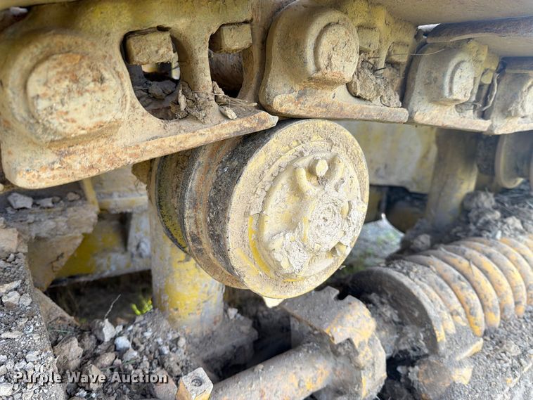 image for item DV4381 Caterpillar 977 track loader