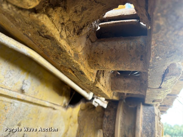 image for item DV4381 Caterpillar 977 track loader