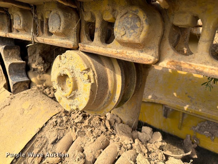 image for item DV4381 Caterpillar 977 track loader