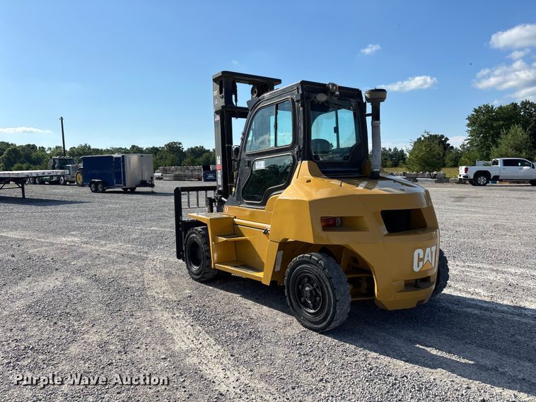 image for item DV4387 Caterpillar DP70N forklift