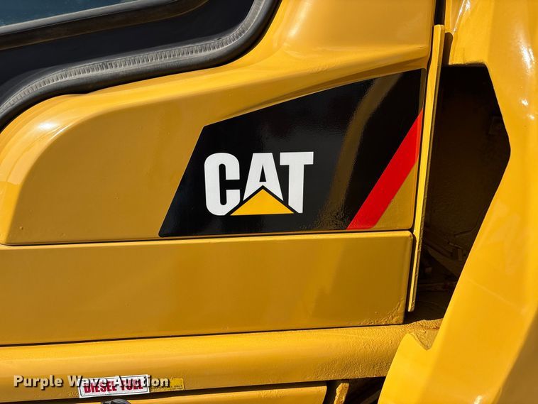 image for item DV4387 Caterpillar DP70N forklift