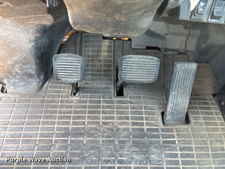 image for item DV4387 Caterpillar DP70N forklift