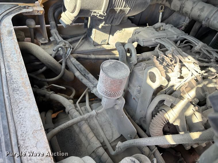 image for item DV4387 Caterpillar DP70N forklift