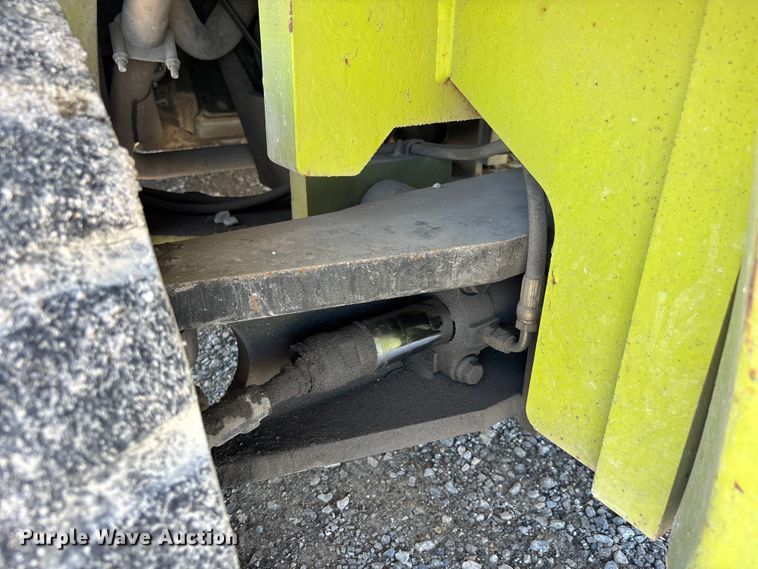 image for item DV4388 Clark CGP40 forklift