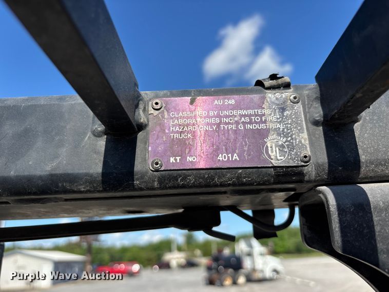 image for item DV4388 Clark CGP40 forklift