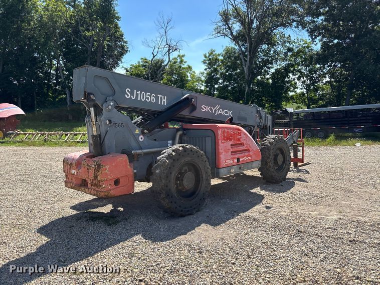 image for item DV4396 2016 Skyjack SJ1056TH telehandler