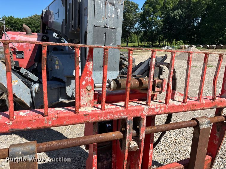 image for item DV4396 2016 Skyjack SJ1056TH telehandler