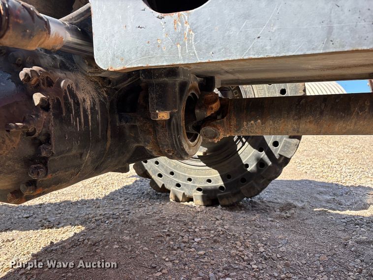 image for item DV4396 2016 Skyjack SJ1056TH telehandler
