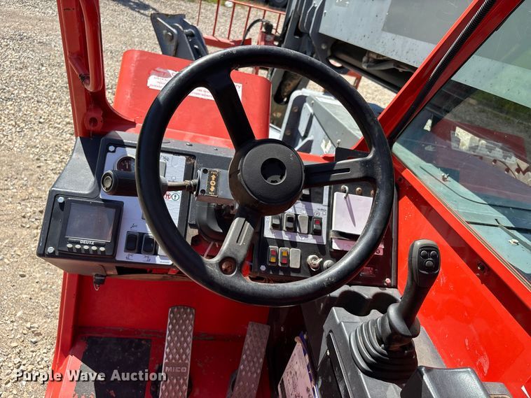 image for item DV4396 2016 Skyjack SJ1056TH telehandler