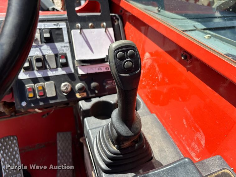 image for item DV4396 2016 Skyjack SJ1056TH telehandler