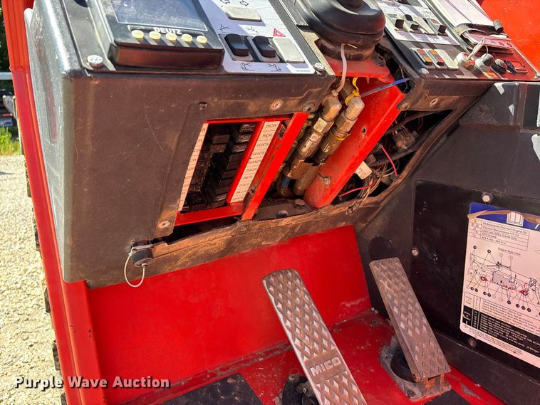 image for item DV4396 2016 Skyjack SJ1056TH telehandler