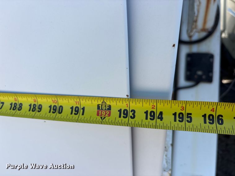 image for item DV8509 2008 International DuraStar 4300 bucket truck
