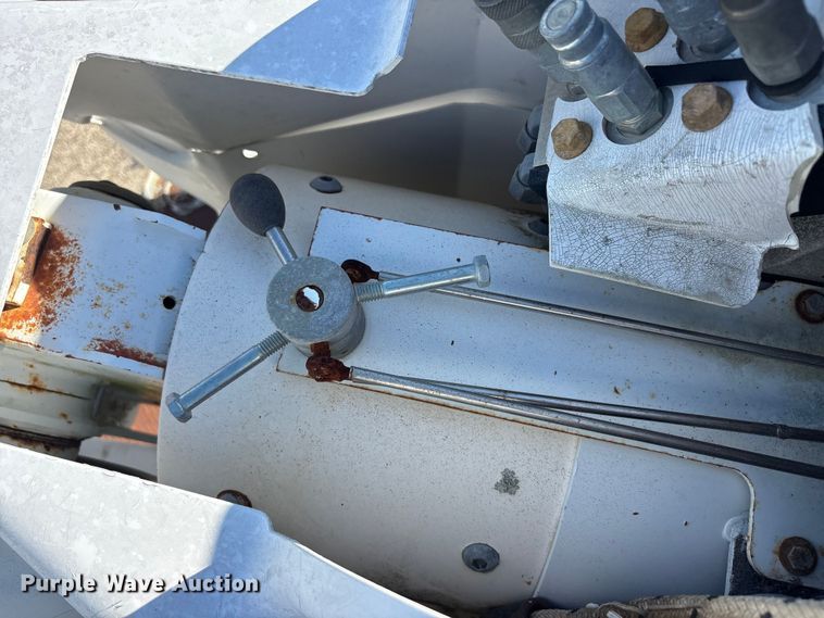 image for item DV8509 2008 International DuraStar 4300 bucket truck