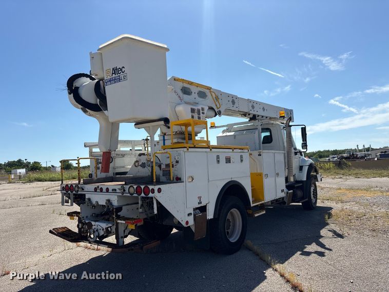 image for item DV8510 2012 International WorkStar 7300 bucket truck