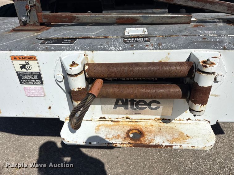 image for item DV8510 2012 International WorkStar 7300 bucket truck