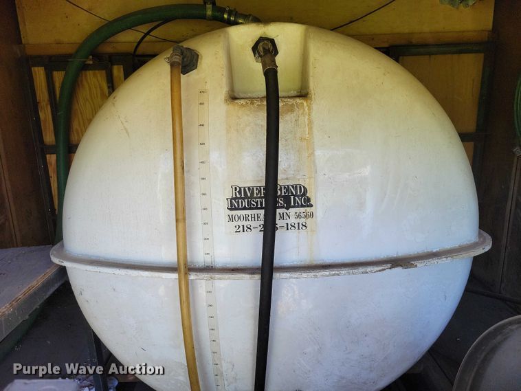 image for item DZ7127 1999 Featherlight enclosed cargo trailer
