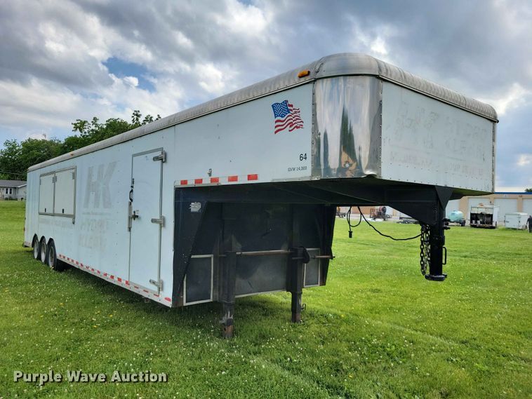 image for item DZ7129 2005 Kiefer-built enclosed cargo trailer