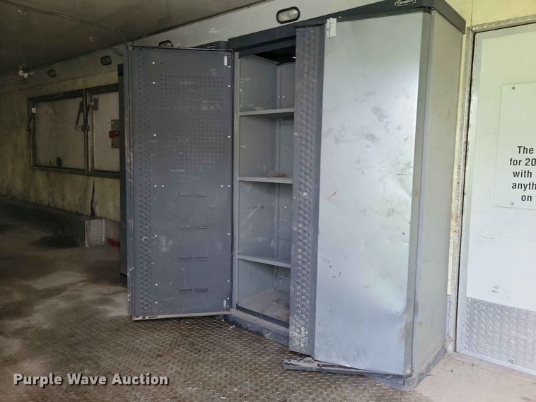 image for item DZ7129 2005 Kiefer-built enclosed cargo trailer
