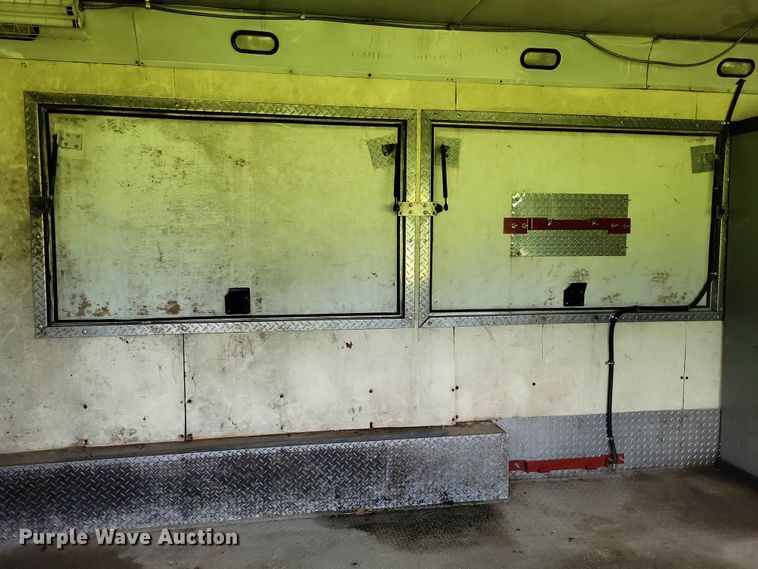 image for item DZ7129 2005 Kiefer-built enclosed cargo trailer