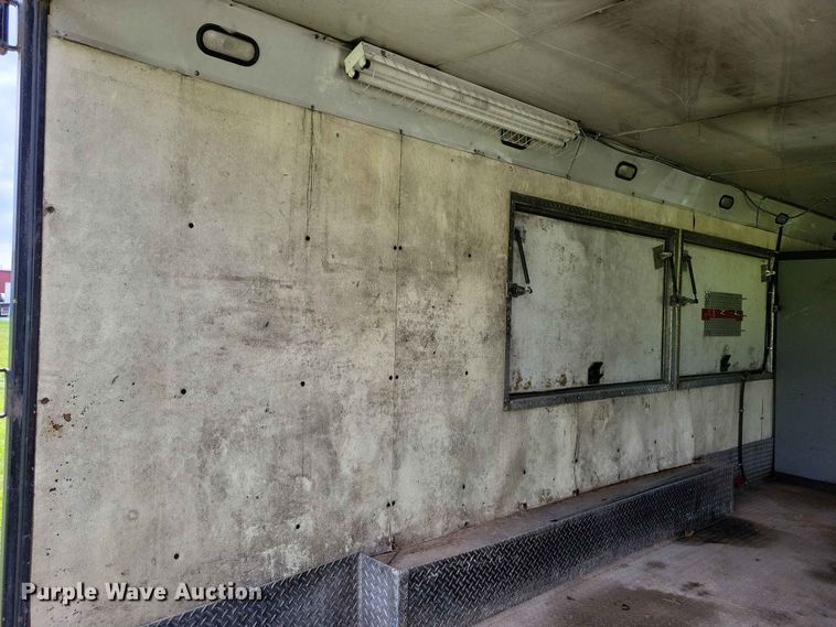 image for item DZ7129 2005 Kiefer-built enclosed cargo trailer