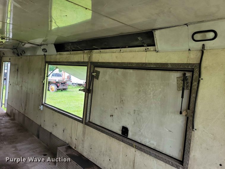 image for item DZ7129 2005 Kiefer-built enclosed cargo trailer