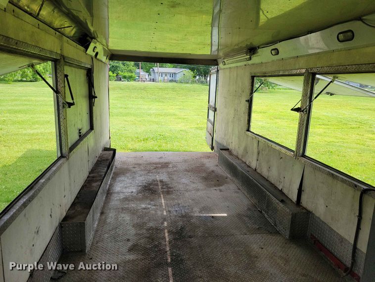 image for item DZ7129 2005 Kiefer-built enclosed cargo trailer
