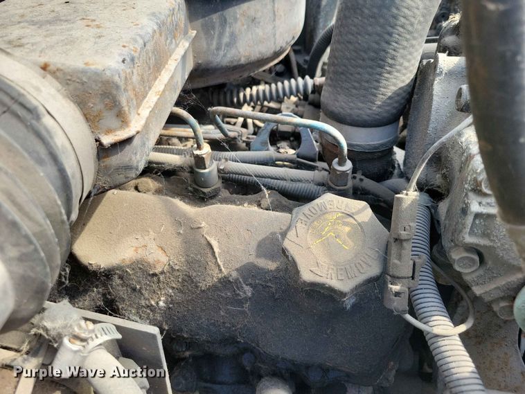 image for item DZ7130 1994 International 4600 flatbed truck