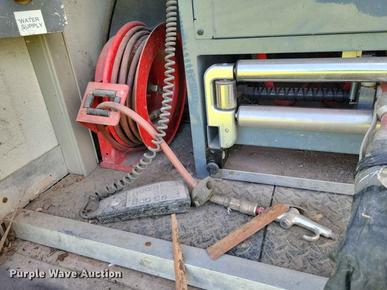 image for item DZ7133 2007 International DuraStar 4300 sewer inspection and cutter truck