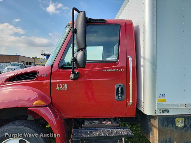 image for item DZ7133 2007 International DuraStar 4300 sewer inspection and cutter truck