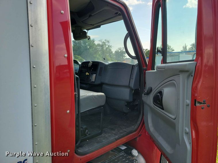 image for item DZ7133 2007 International DuraStar 4300 sewer inspection and cutter truck