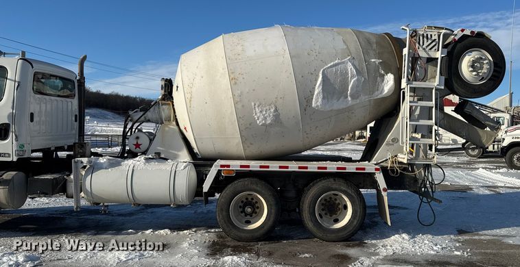 image for item EA2298 2013 Freightliner SD14 ready mix truck