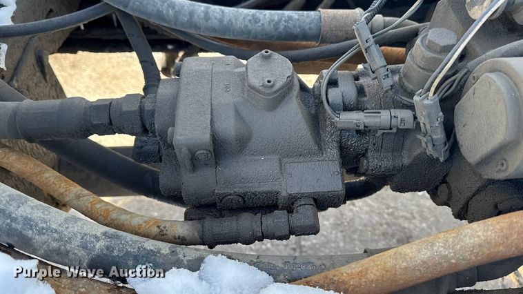 image for item EA2298 2013 Freightliner SD14 ready mix truck