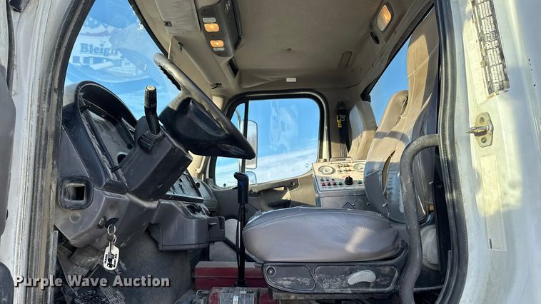 image for item EA2298 2013 Freightliner SD14 ready mix truck