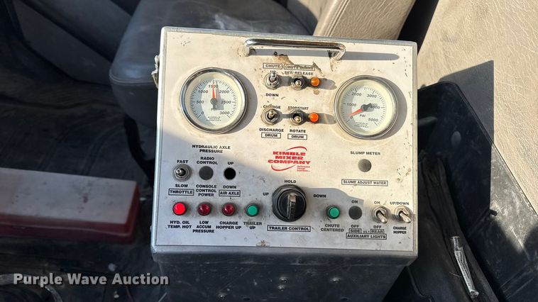 image for item EA2298 2013 Freightliner SD14 ready mix truck