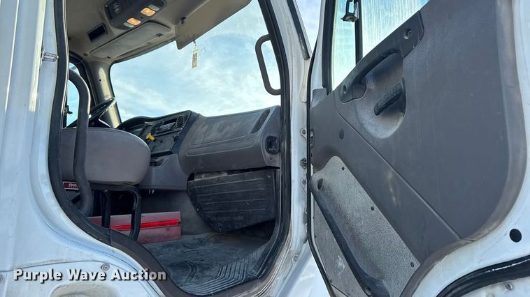 image for item EA2298 2013 Freightliner SD14 ready mix truck
