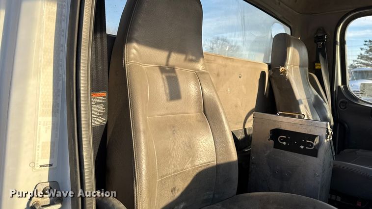 image for item EA2298 2013 Freightliner SD14 ready mix truck
